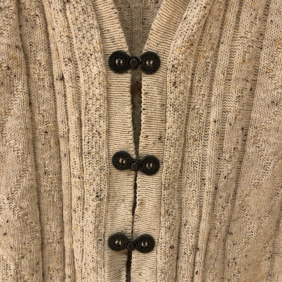 Beautiful vintage cardigan - Picture 2 of 9